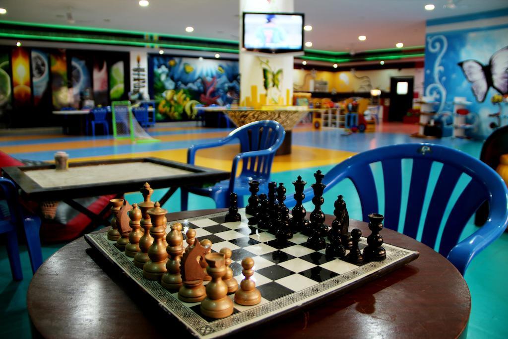 Leonia Holistic Destination Otel Shamirpet Dış mekan fotoğraf